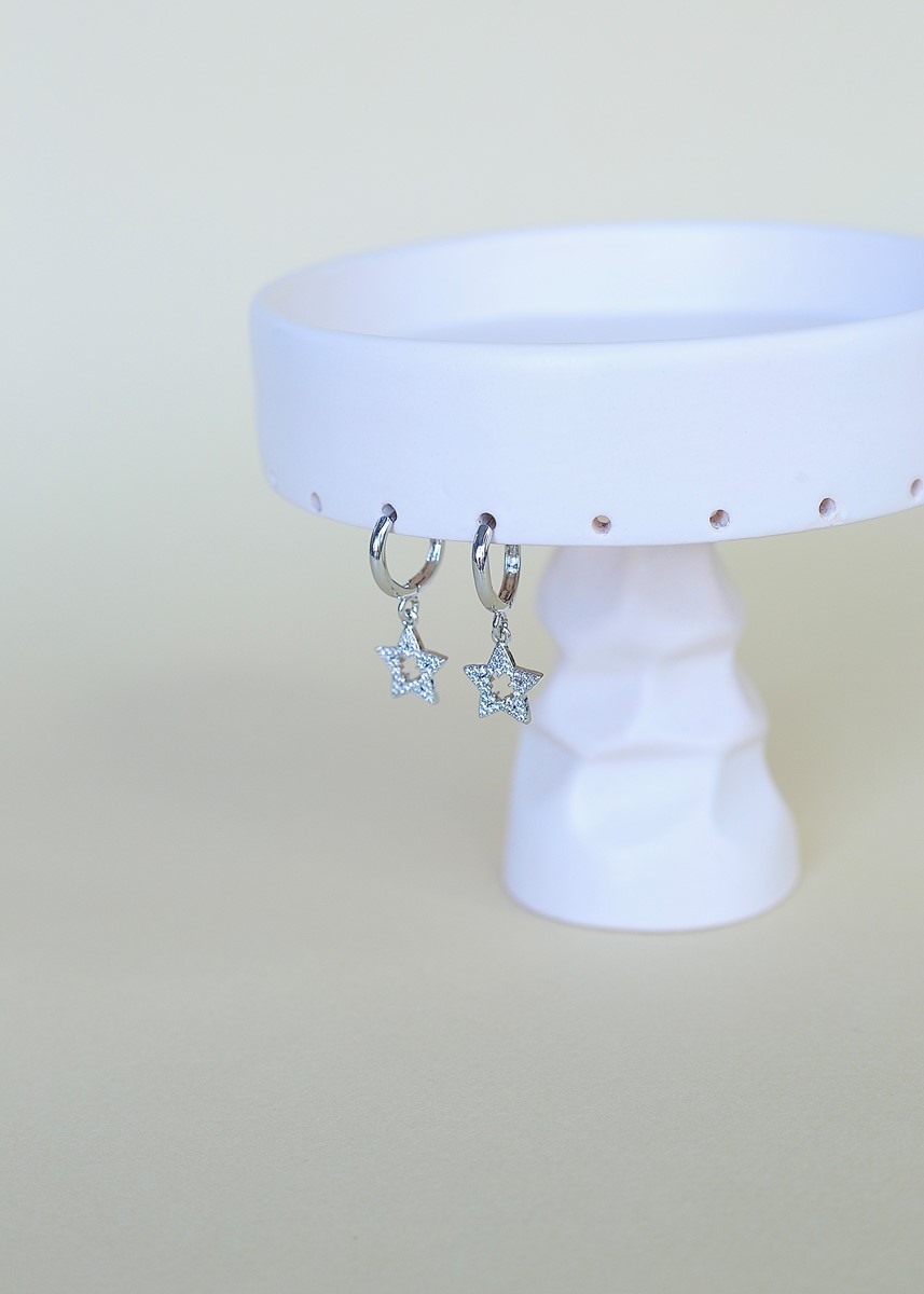 zirkon taşlı sallantılı minimal yıldız küpe