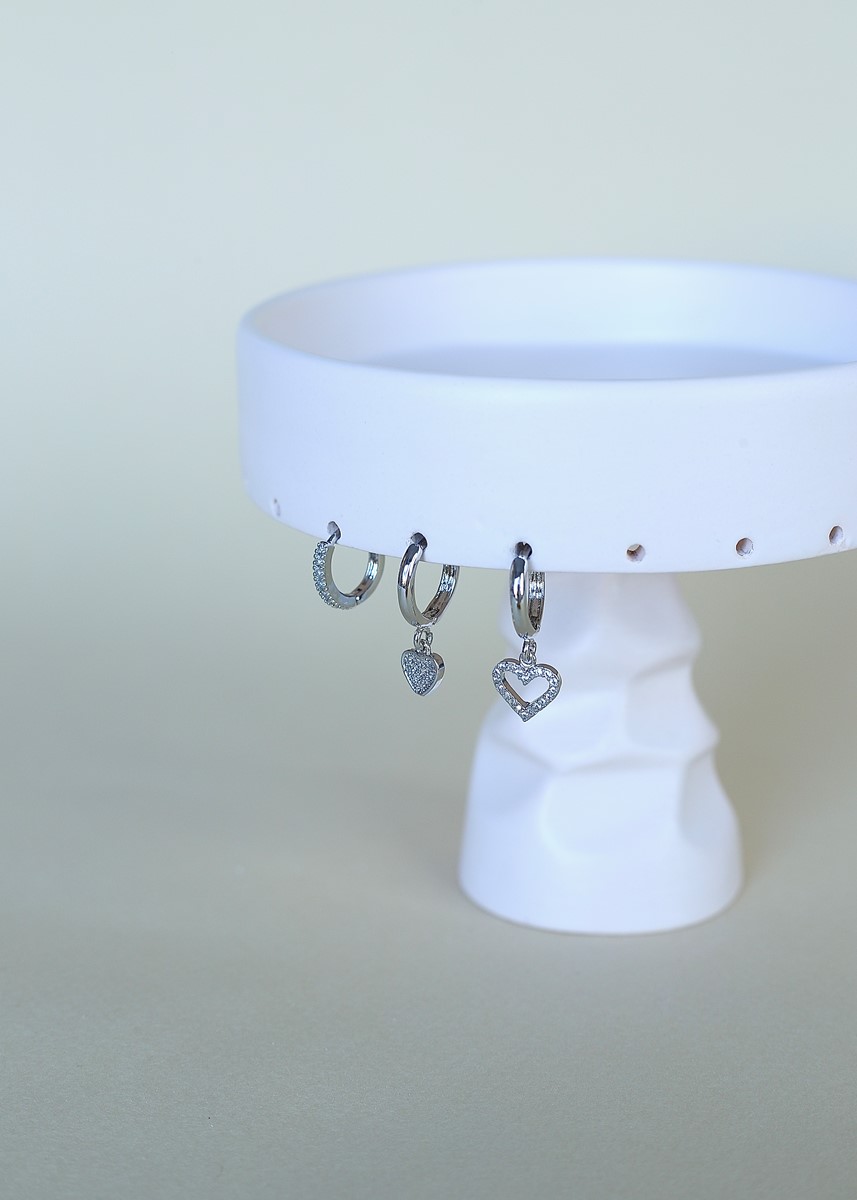 kalp ve içi boş kalp zirkon taşlı üçlü küpe seti