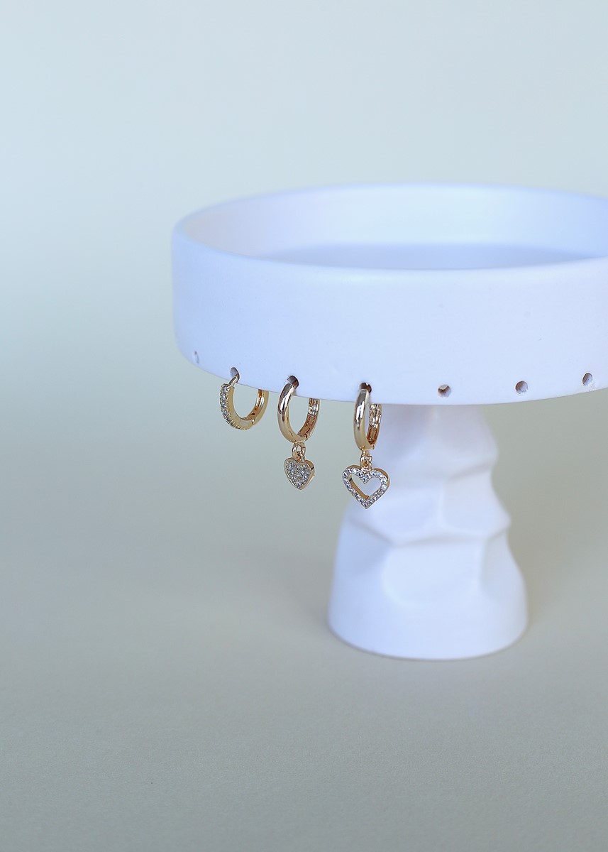 kalp ve içi boş kalp zirkon taşlı üçlü küpe seti