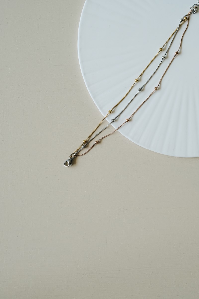 minimal Topçuk Detaylı Üçlü çelik zincir bileklik