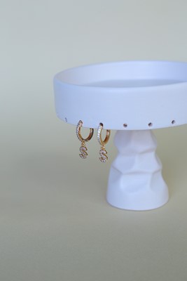 zirkon taşlı minimal s harf küpe