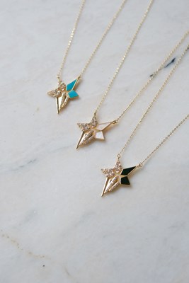 Taşlı Ve Mineli Kayık Yıldız Tasarım Gold Kolye