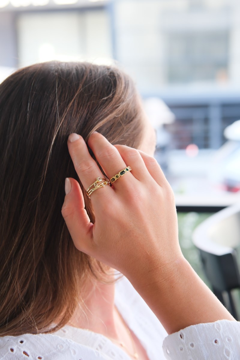 Renkli Taş Sıralı Tasarım Yüzük