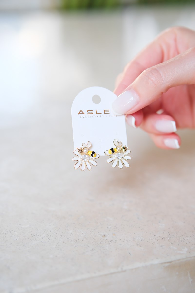 ARI DETAYLI PAPATYA TASARIM GOLD KÜPE