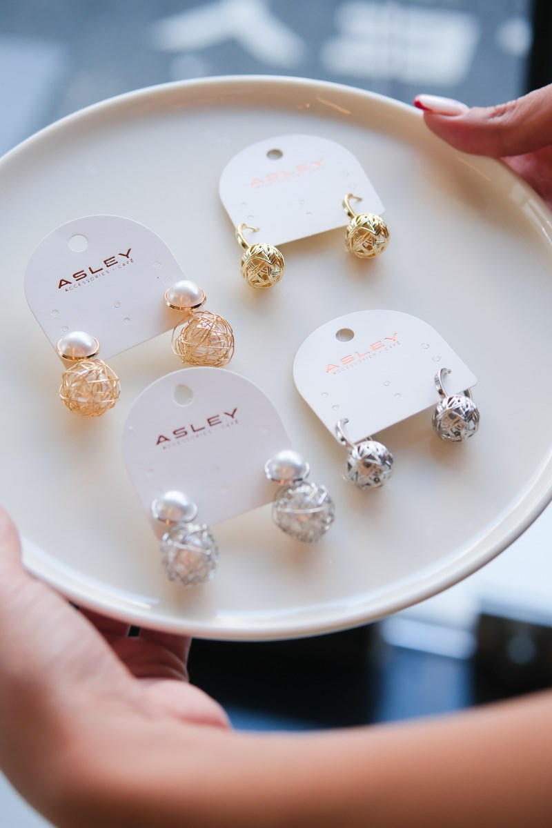 Tel Sarılı Topçuk Sallantılı Tasarım Gümüş Küpe