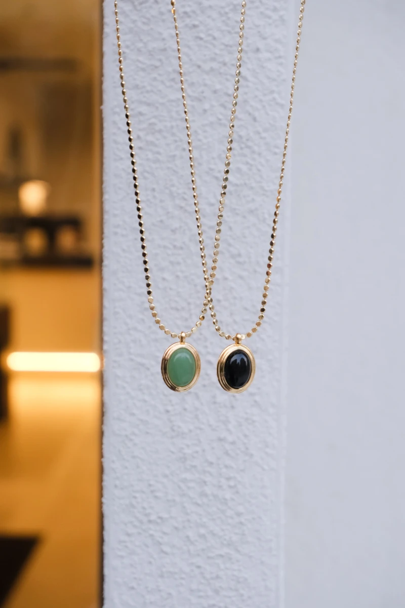 Büyük Oval Doğaltaş Uçlu Kısa Ezme Zincir Kolye