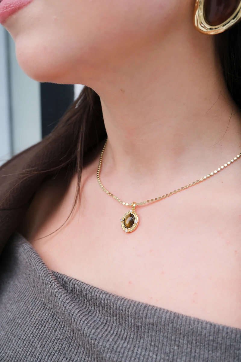 Doğaltaş Uçlu Kısa Ezme Zincir Kolye