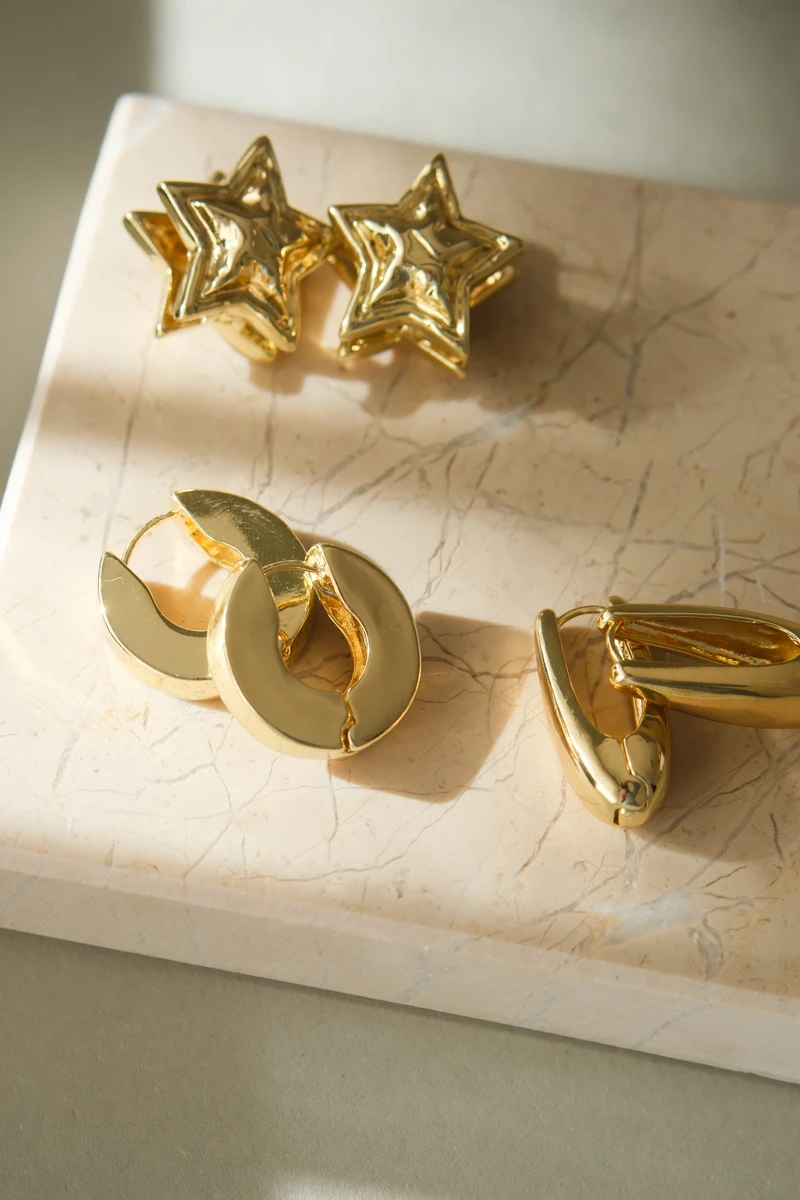 Üzeri Dokulu Çift Taraflı Yıldız Küpe