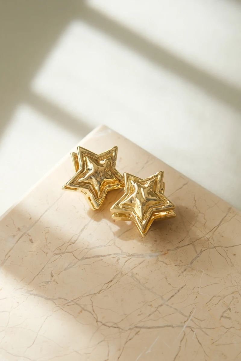 Üzeri Dokulu Çift Taraflı Yıldız Küpe