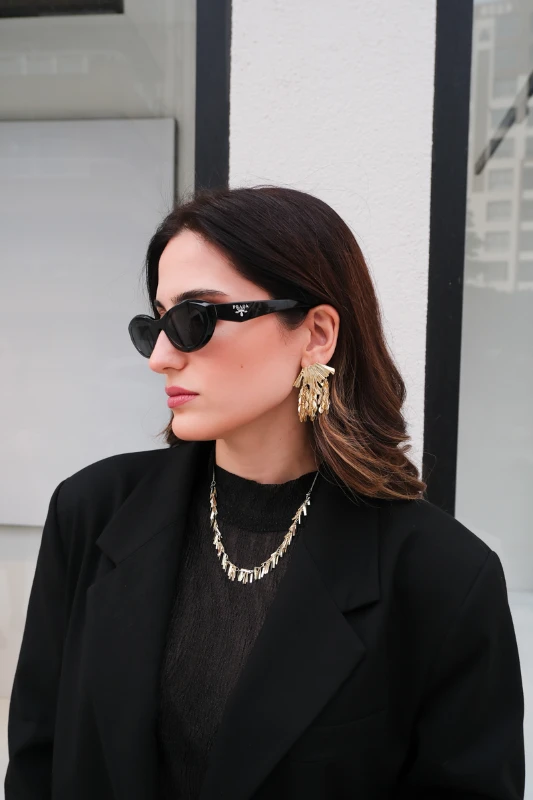 Çoklu Pul Sallantılı Tasarım Küpe