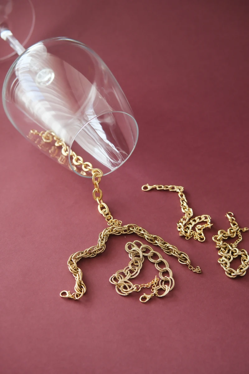 Dokulu Burgu Tasarım Gold Zincir Bileklik