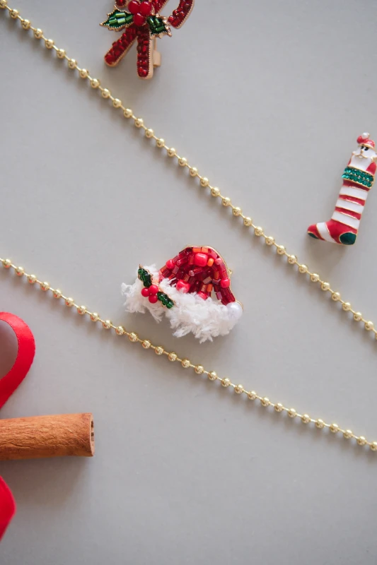 Noel Baba Şapkası Broş