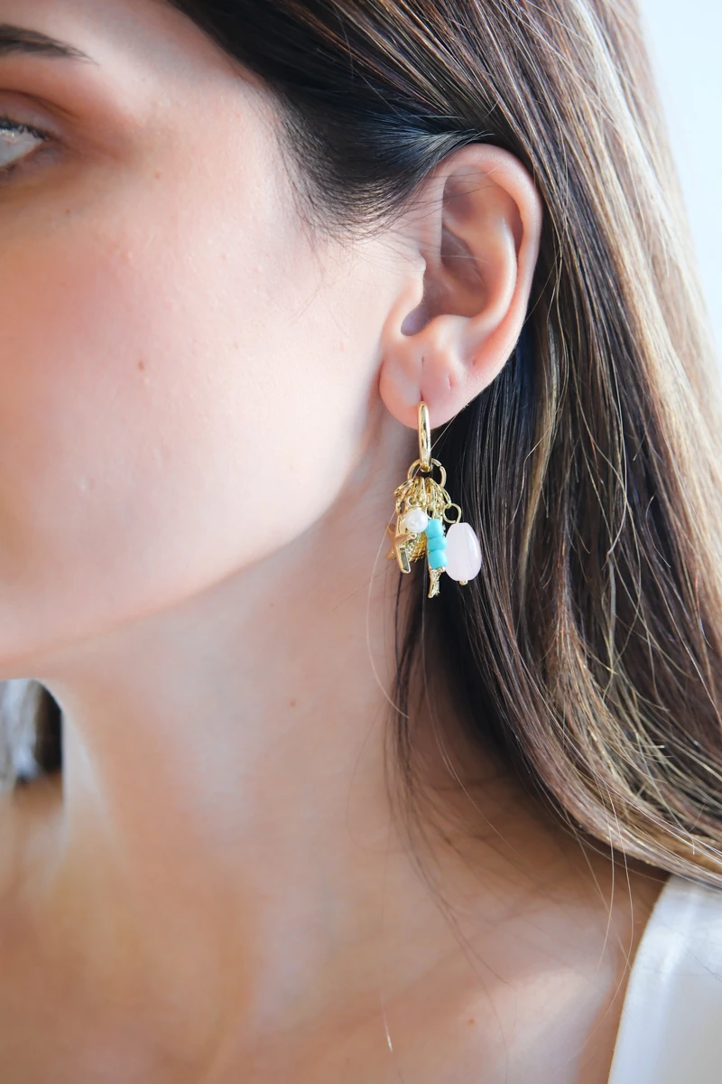 Çoklu Charm Detaylı Tasarım Gold Küpe