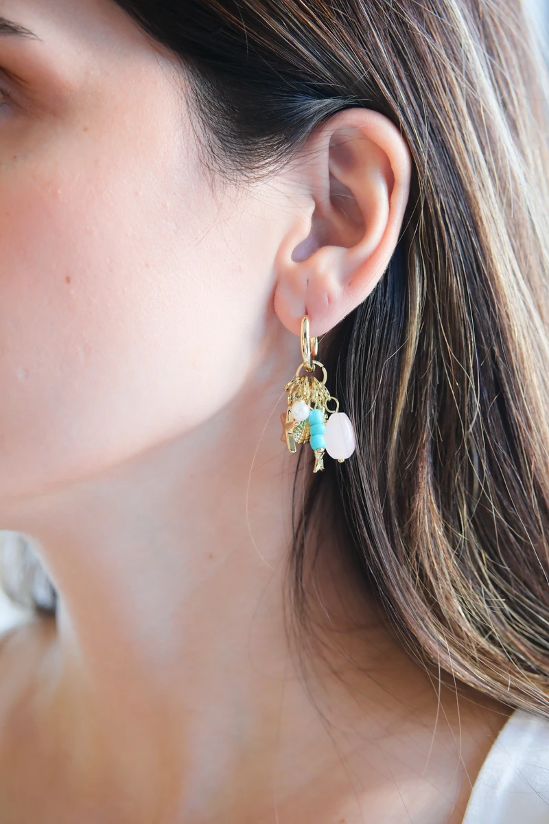 Çoklu Charm Detaylı Tasarım Gold Küpe