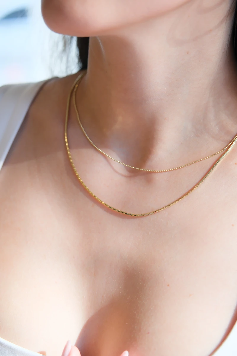 Minimal Topçuk Sıralı Gold Zincir Kolye