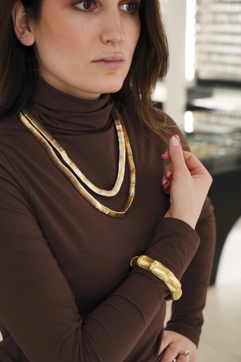 İki Renkli Üçgen Plaka Tasarım Kolye