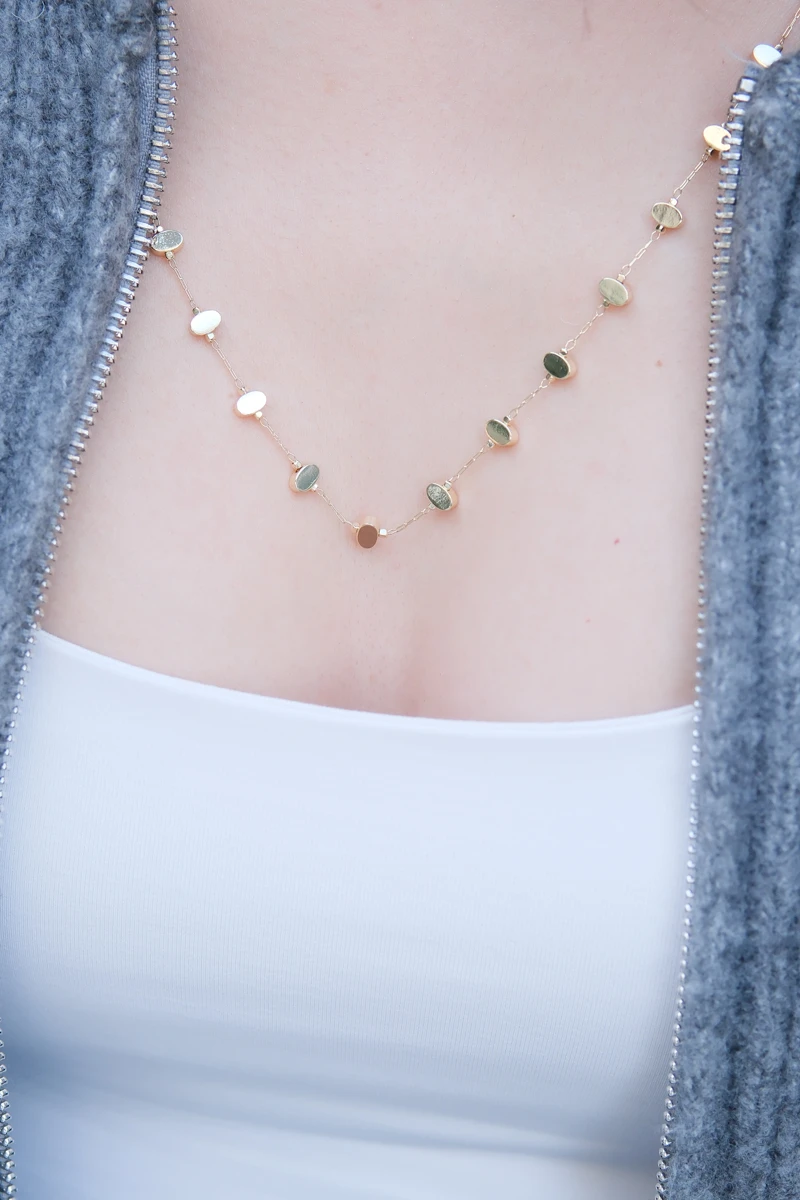 Oval Plaka Sıralı Uzun Gold Kolye