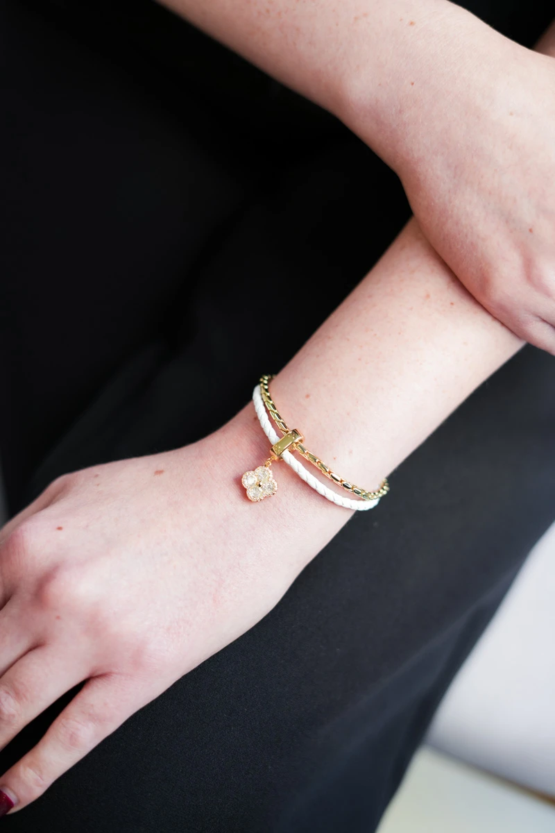 Taşlı Yonca Detaylı Deri Bileklik