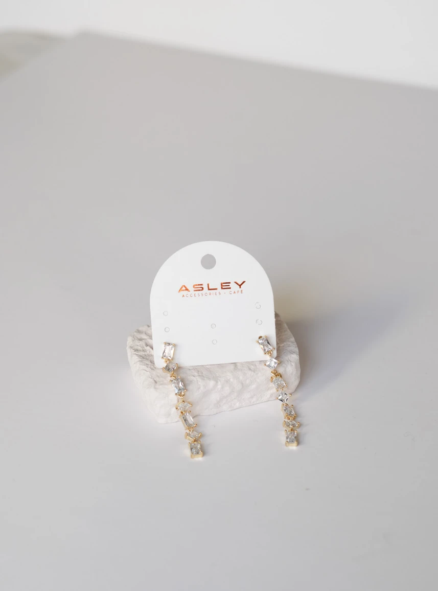 Kare ve Baget Taş Sıralı Uzun Küpe