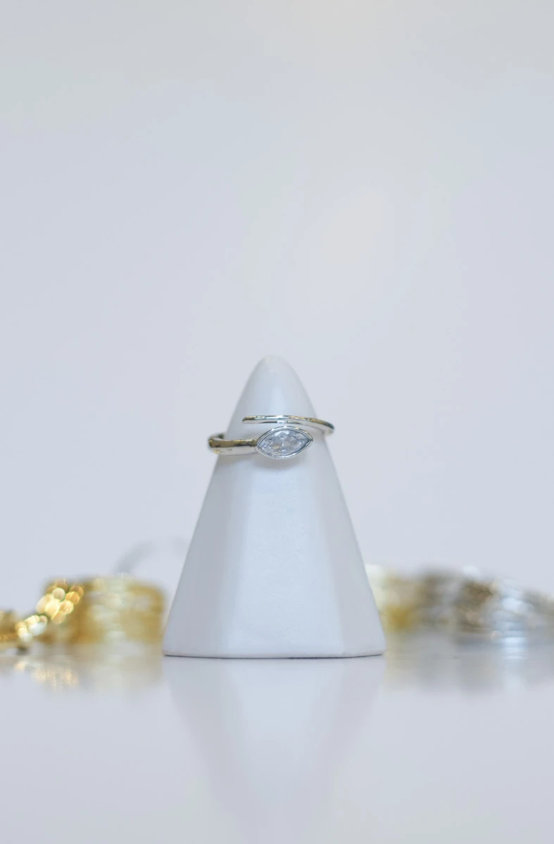 Markiz Taşlı Yılan Tasarım Ayarlanabilir Yüzük