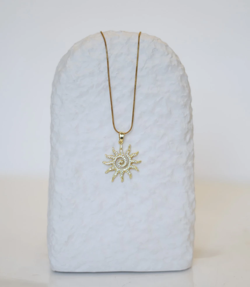 Taşlı Güneş Tasarım Çelik Kolye