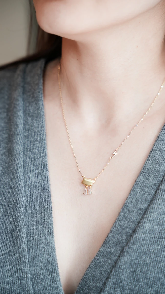 Bulut Detaylı Mat İnce Kolye