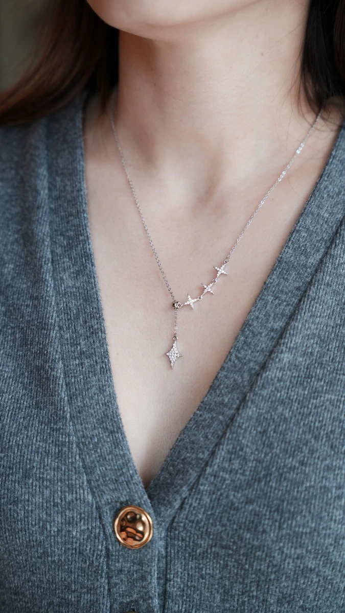Çoklu Kutup Yıldızı Tasarım İnce Kolye
