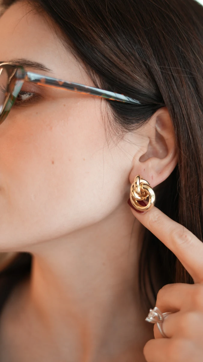 Çoklu Halka Detaylı Düğüm Küpe