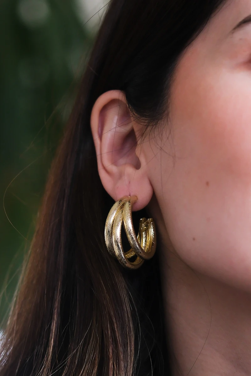 Dokulu Kafes Tasarım Mat Gold Küpe