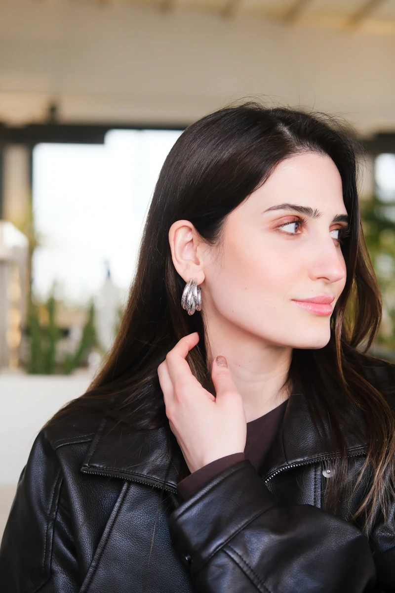 Dokulu Kafes Tasarım Mat Gümüş Küpe