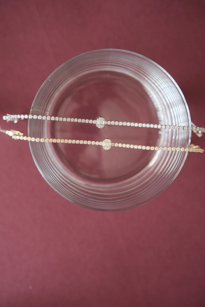 Oval Baget Taş Detaylı Gümüş Su Yolu Bileklik