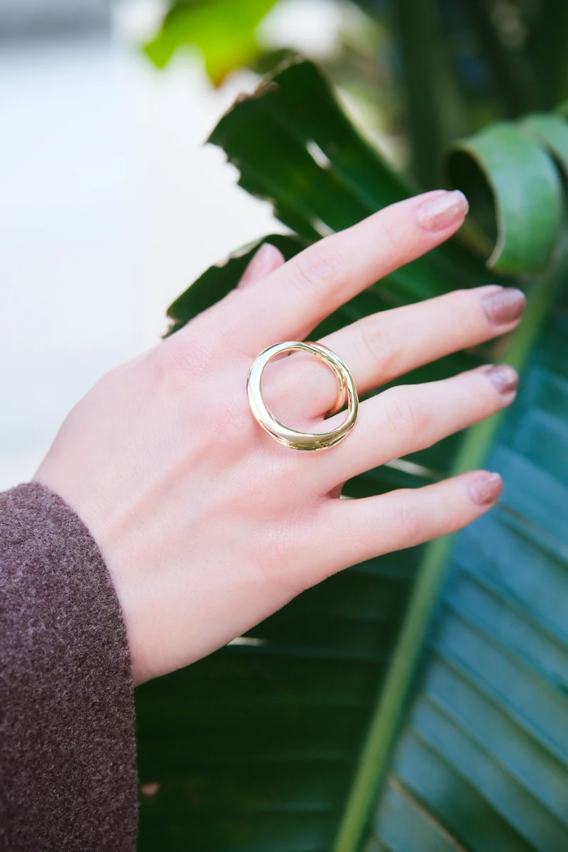 Büyük Halka Tasarım Gold Yüzük 