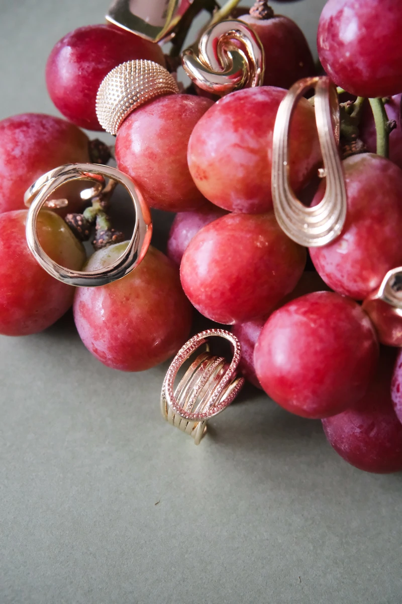 Taşlı Sarmal Tasarım Büyük Gold Yüzük 