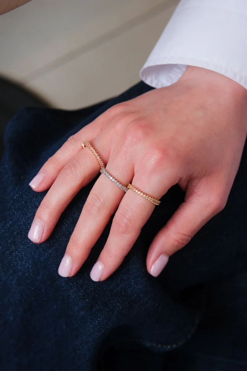 Gömme Taşlı Tasarım Üçlü Yüzük Seti