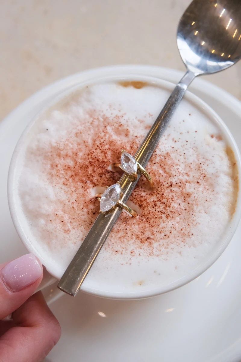 Markiz Taş Detaylı Gold Yüzük