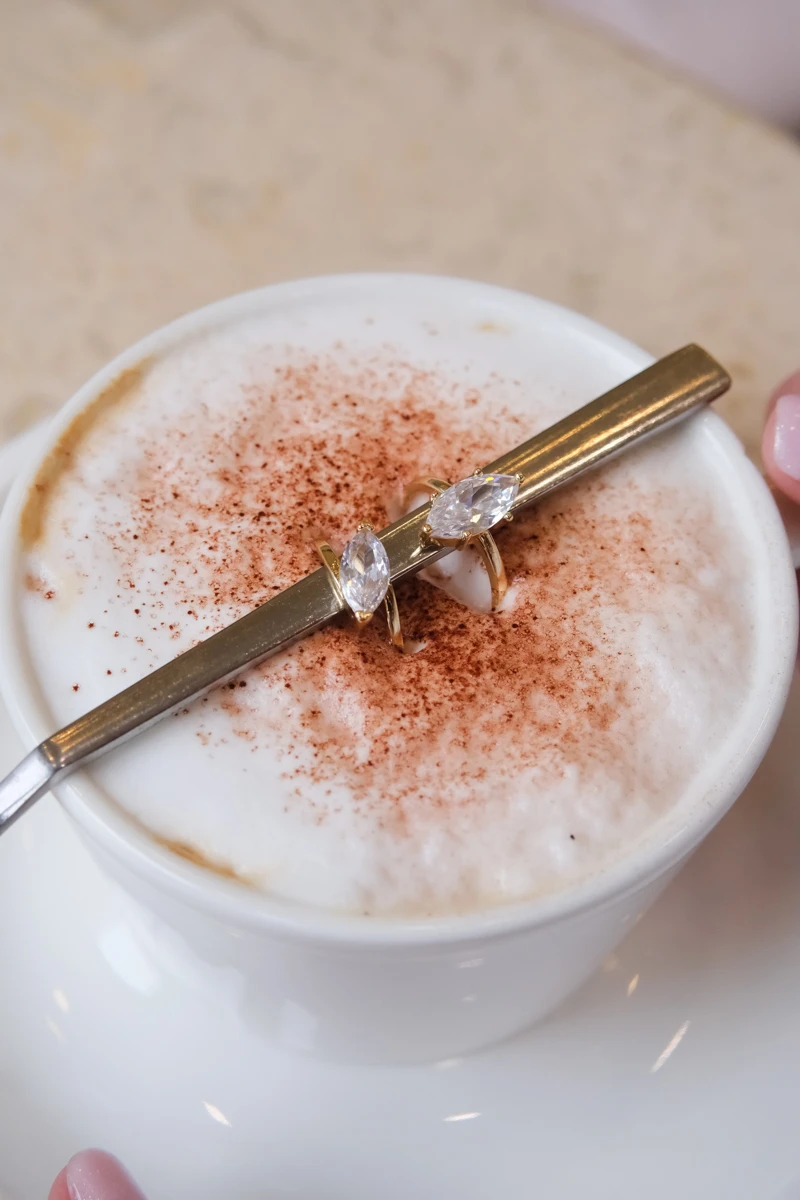 Markiz Taş Detaylı Gold Yüzük