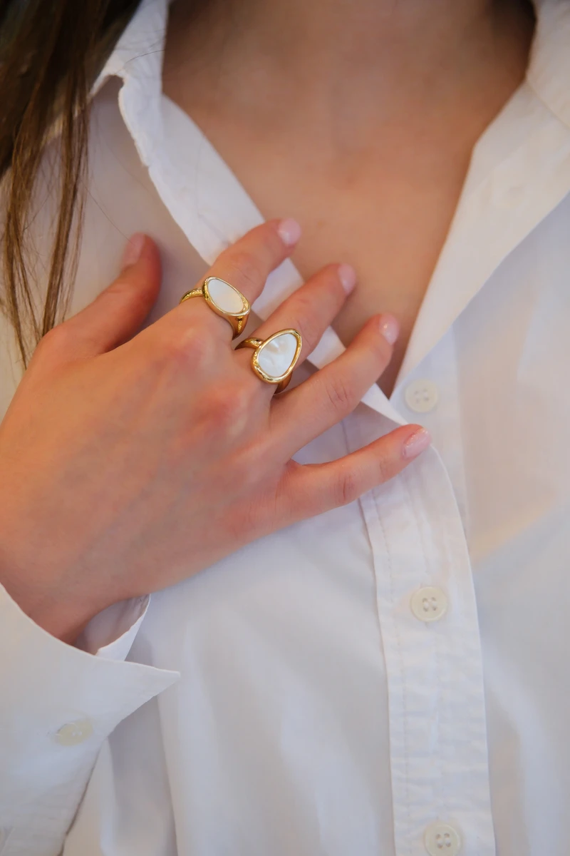 Sedefli Plaka Tasarım Gold Yüzük 